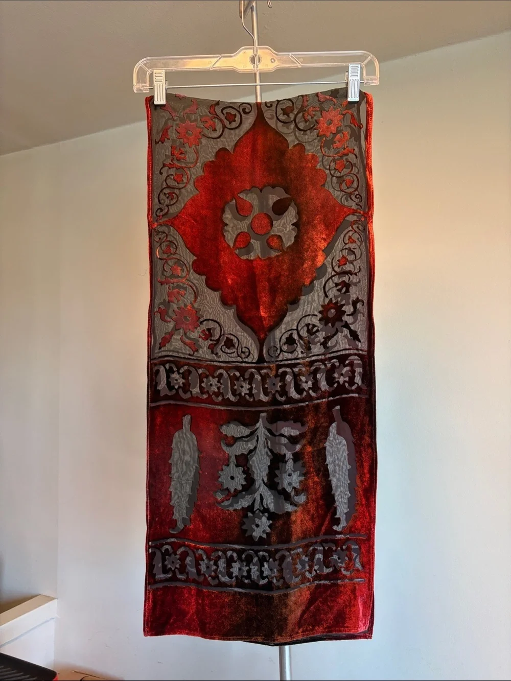 Vintage MoMA Velvet Burnout Scarf – Iridescent Silk Blend Devoré Ornate Folk Mot